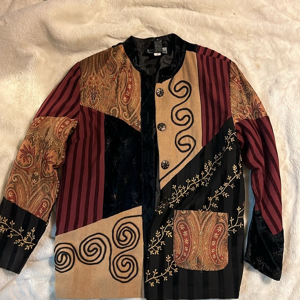 Unique jacket - Picture 5 of 8